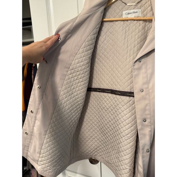 NEW! Calvin Klein L Hooded Raincoat Quilted Interior Waterproof Jacket Tan Beige - Picture 4 of 9
